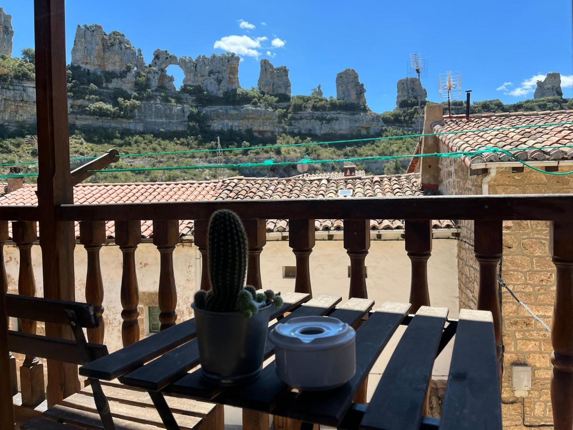La Milana, Orbaneja Del Castillo Zewnętrze zdjęcie